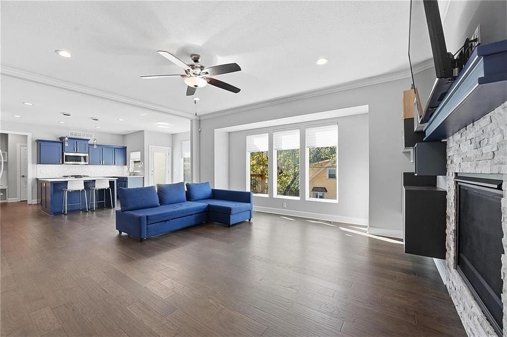 4928 Fontana St Mission, KS 66205 - Thumbnail 4