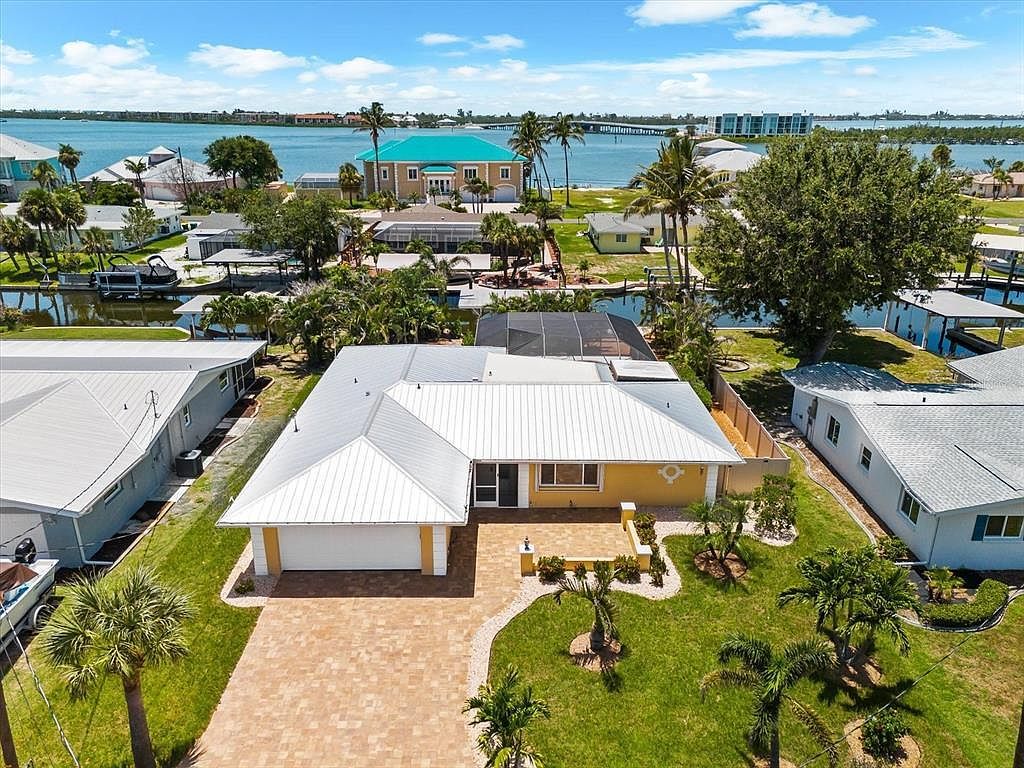 1460 Deer Creek Dr Englewood, FL 34223 - Thumbnail 4