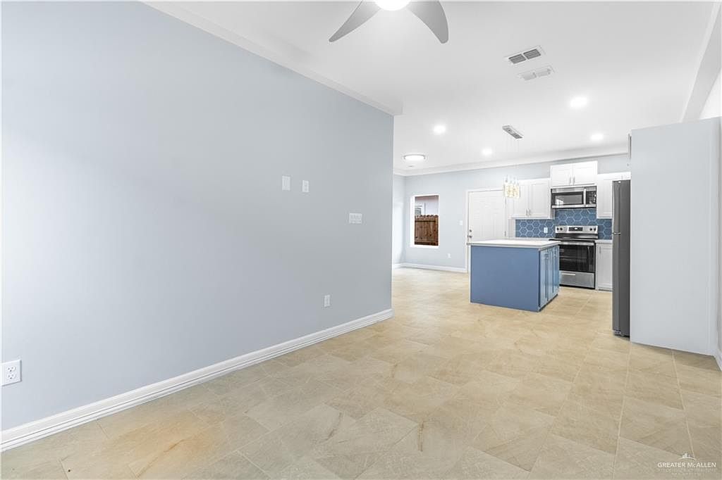 3500 Frio Ave McAllen, TX 78504 - Thumbnail 4