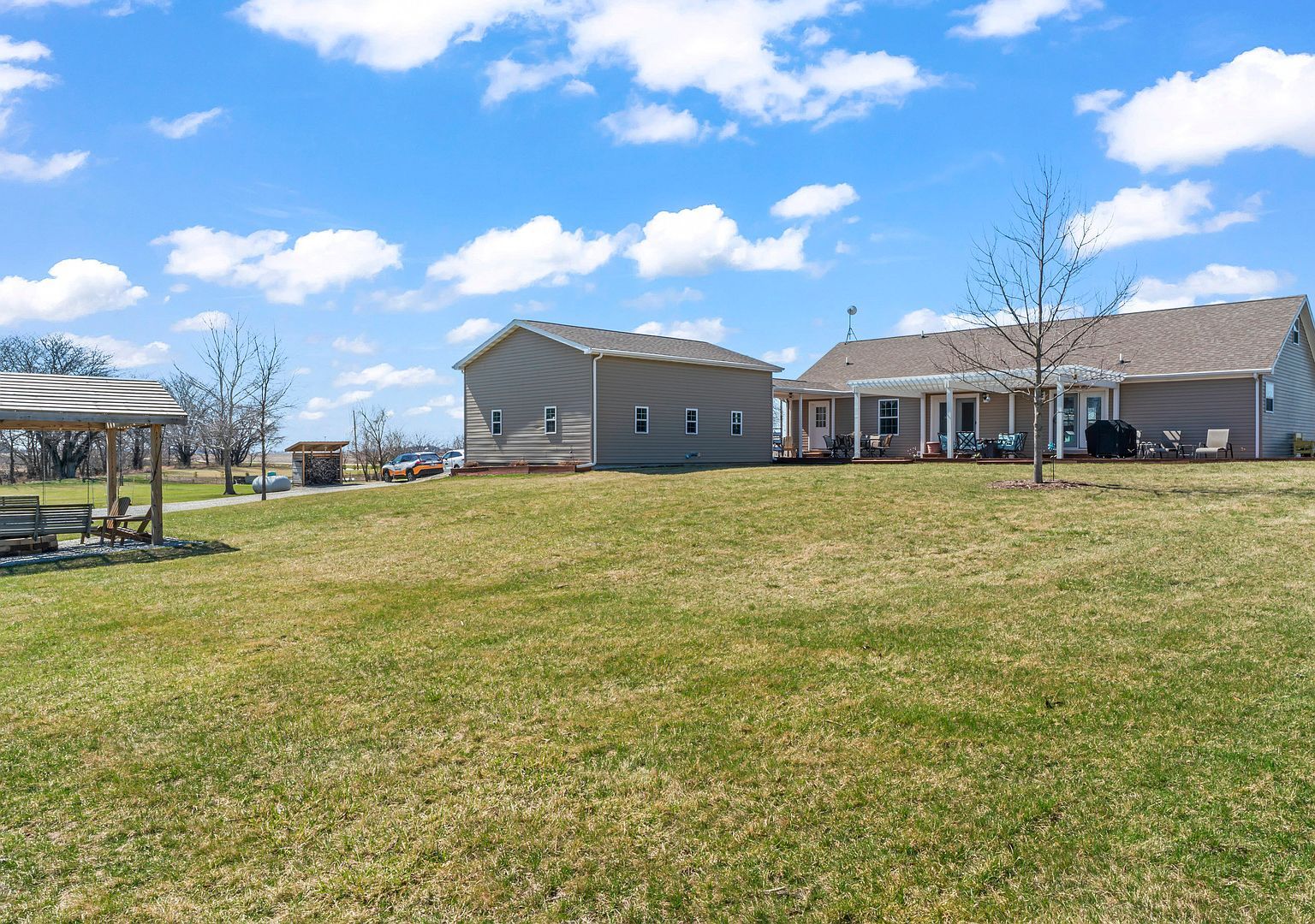 3015 N 1600 East Rd Clifton, IL 60927 - Thumbnail 4