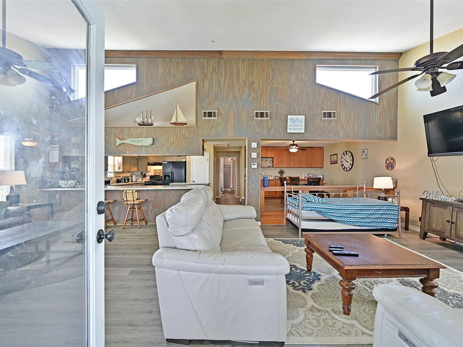 206 Galleon Dr Freeport, TX 77541 - Thumbnail 4