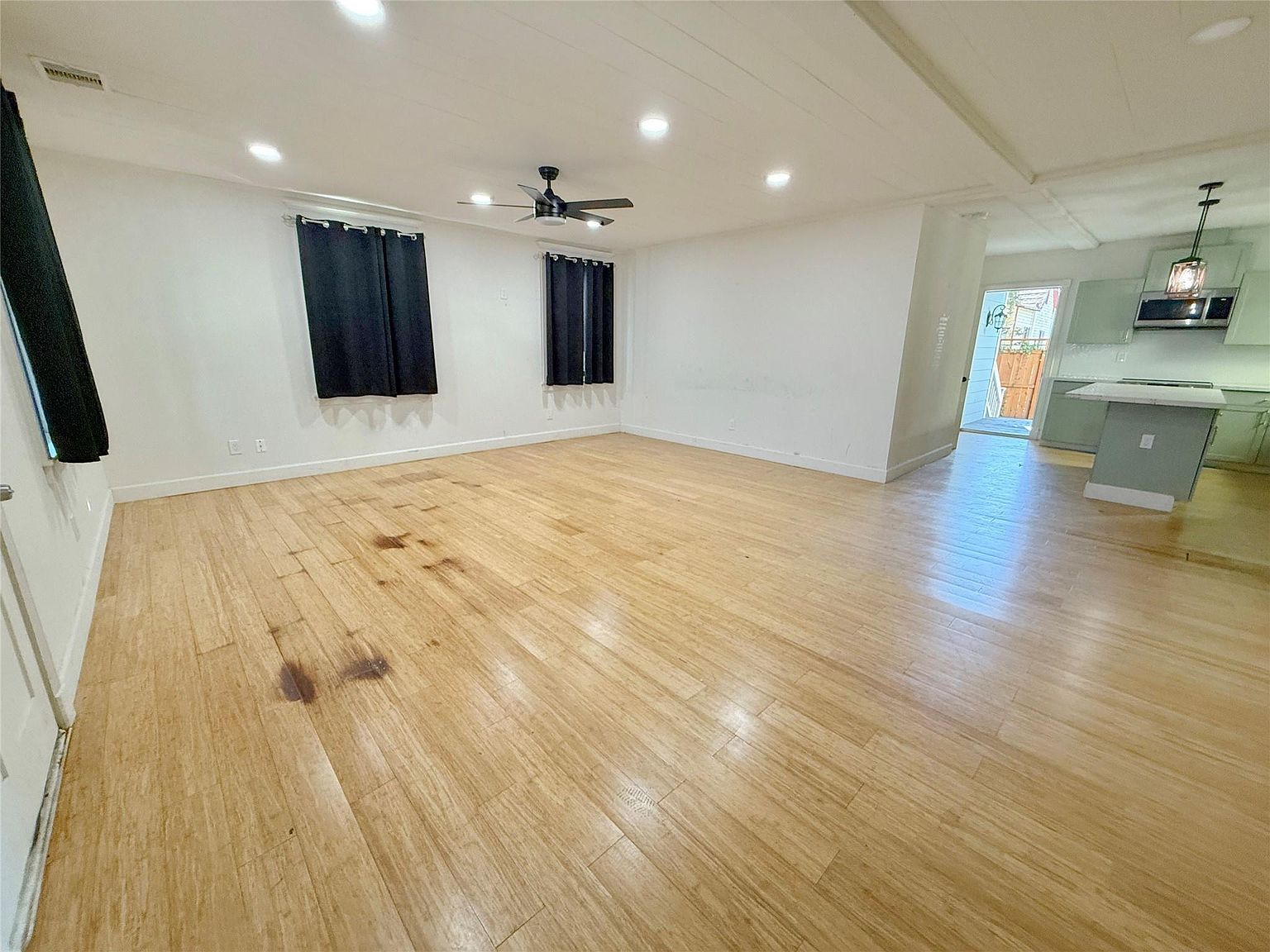 1213 32nd St Galveston, TX 77550 - Thumbnail 4