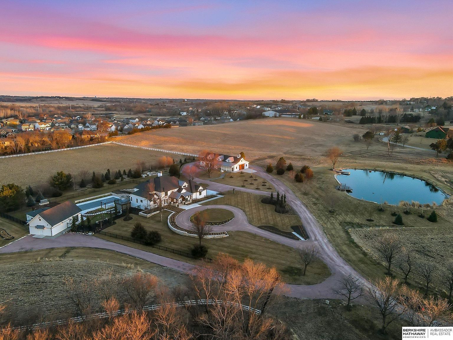 10617 N 156th St Bennington, NE 68007 - Thumbnail 4