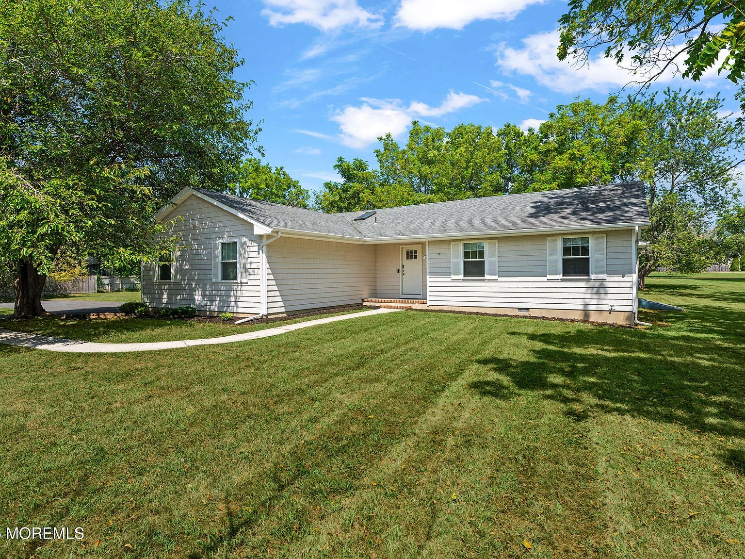 1667 Old Freehold Rd Toms River, NJ 08755 - Thumbnail 4