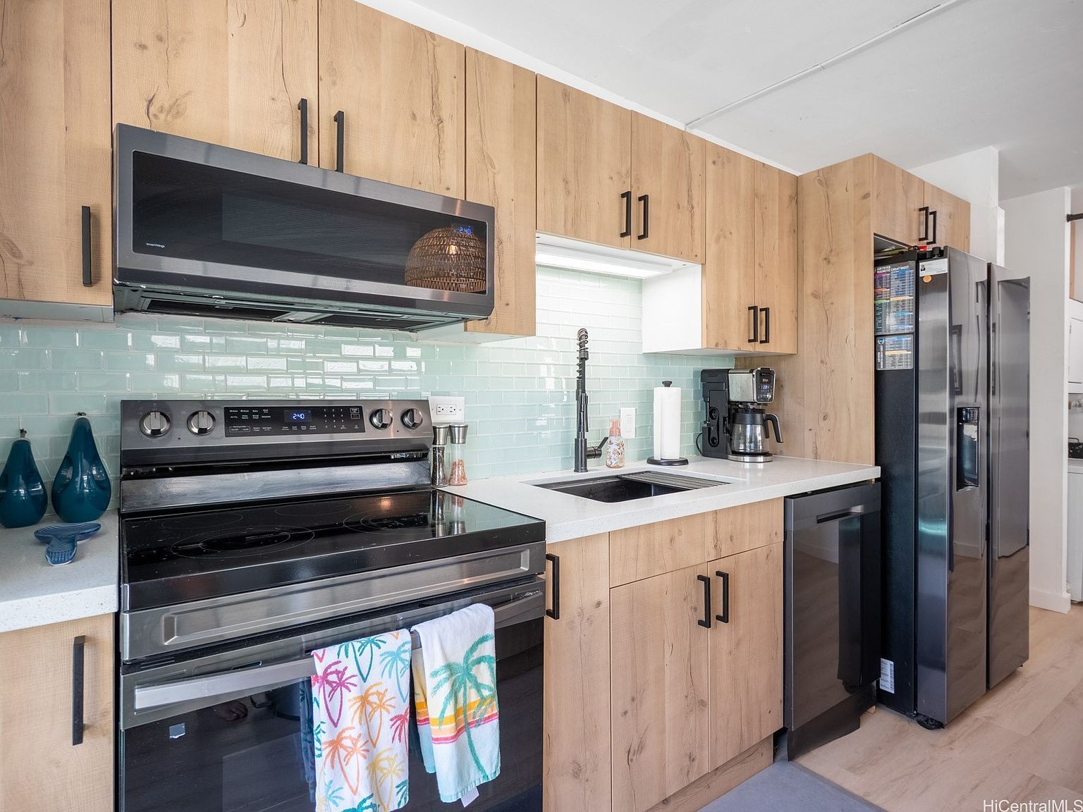 2029 Ala Wai Blvd APT 304 Honolulu, HI 96815 - Thumbnail 4