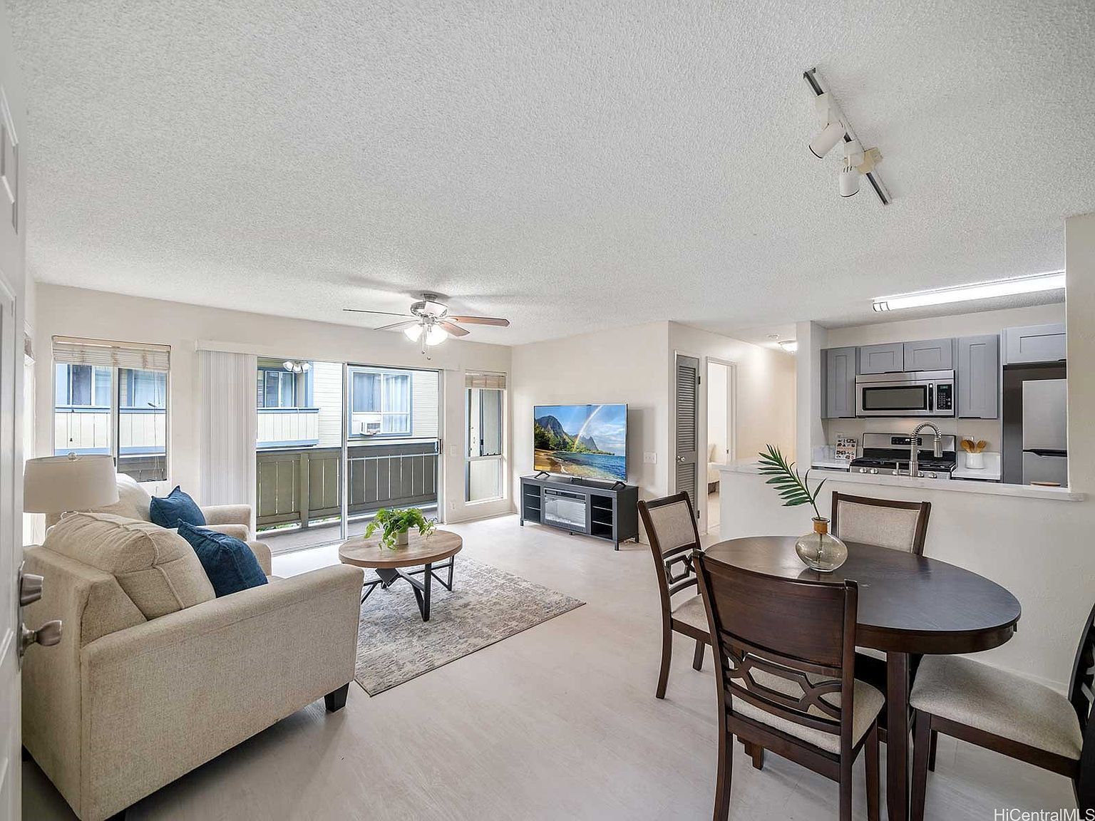 91-221 Hanapouli Cir APT 35B Ewa Beach, HI 96706 - Thumbnail 4