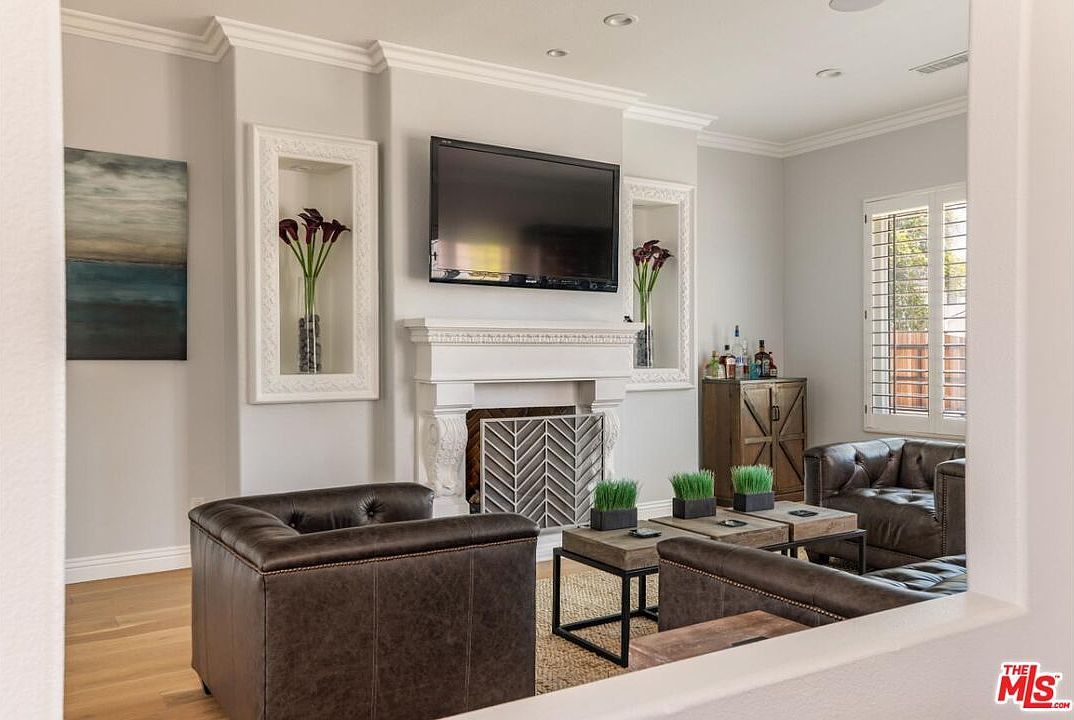 22623 Califa St Woodland Hills, CA 91367 - Thumbnail 4