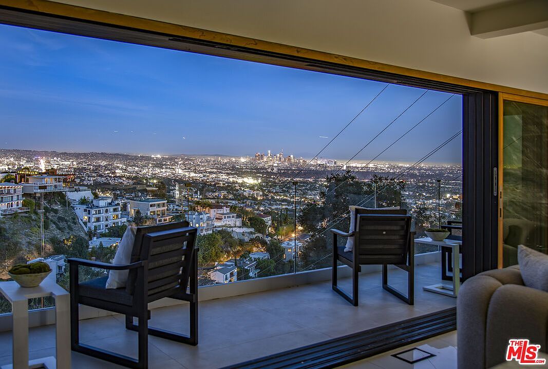 8638 Hollywood Blvd Los Angeles, CA 90069 - Thumbnail 4