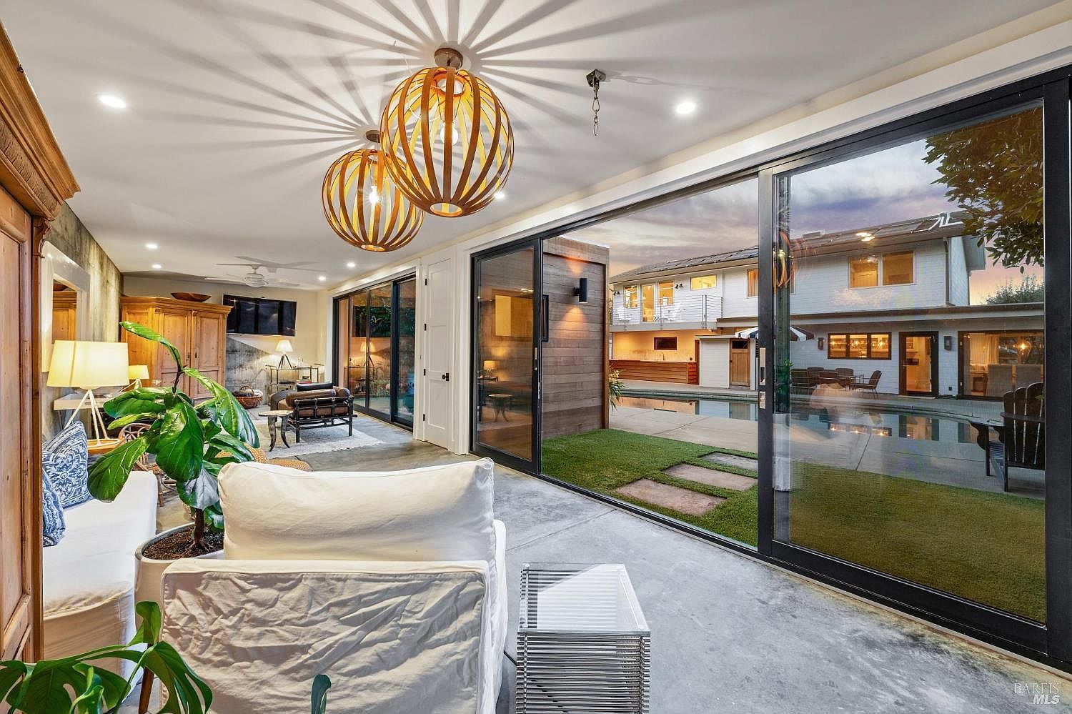 282 Riviera Dr San Rafael, CA 94901 - Thumbnail 4