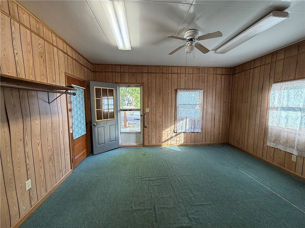 224 S Locust St Arcola, IL 61910 - Thumbnail 4