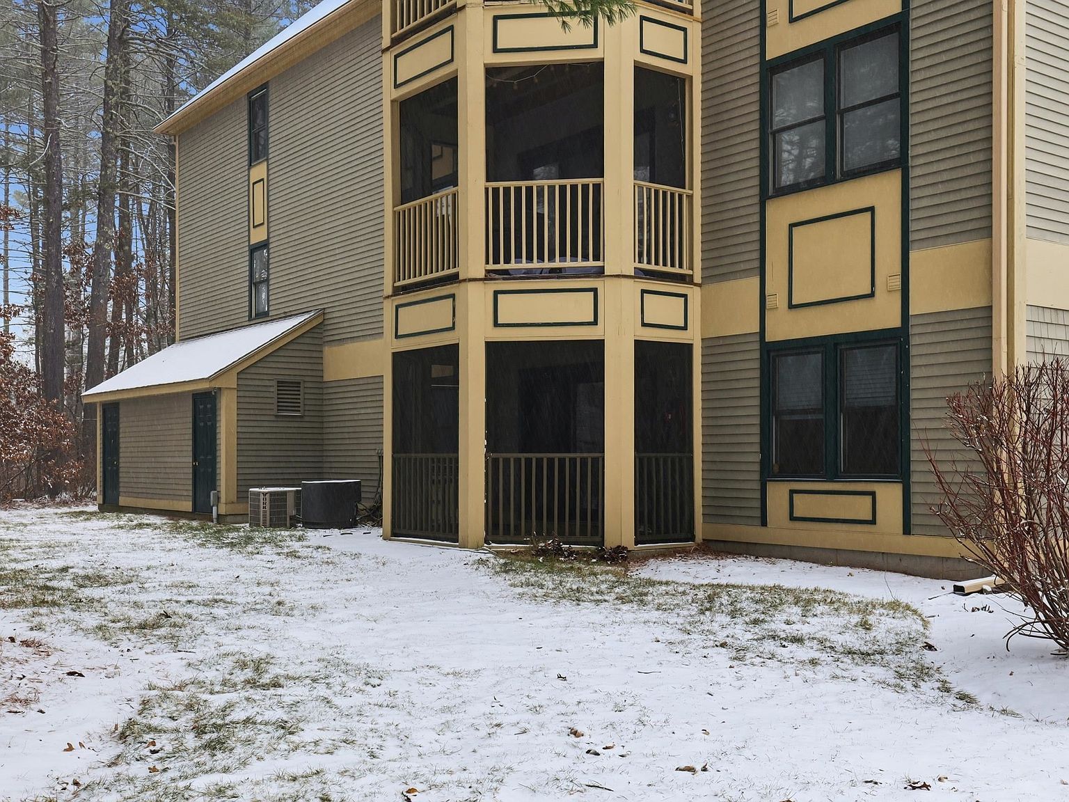 3 Mayfair Ln APT 108 Nashua, NH 03063 - Thumbnail 4