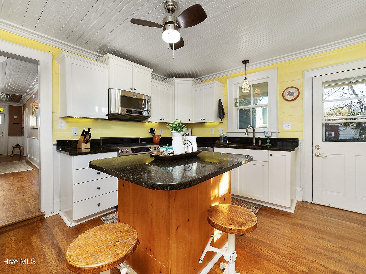 813 N Craven St New Bern, NC 28560 - Thumbnail 4