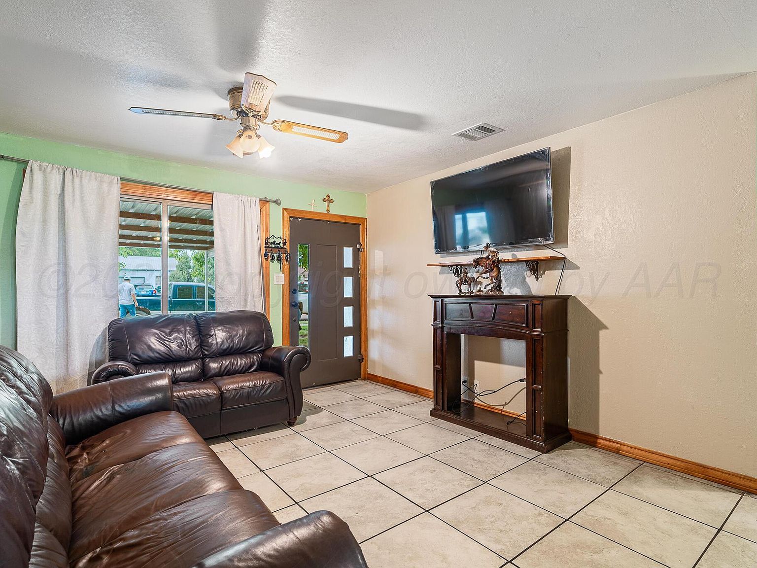 1220 Darby Ave Pampa, TX 79065 - Thumbnail 4