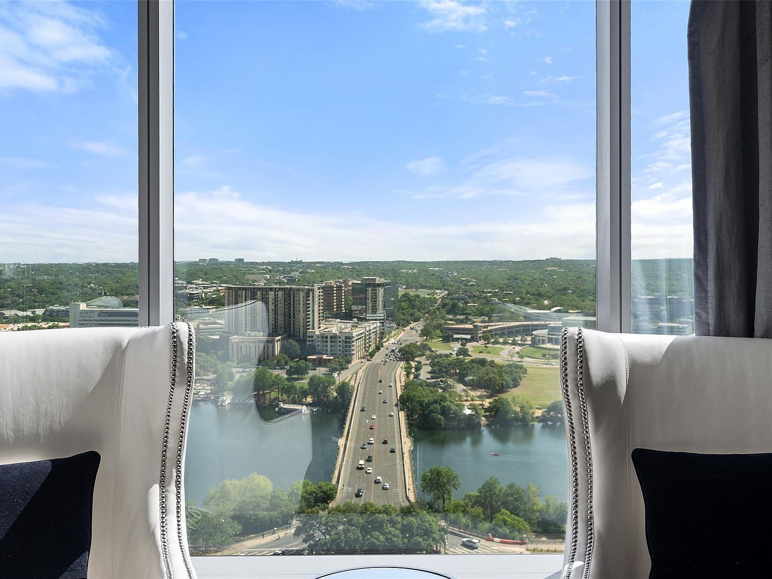 210 Lavaca St APT 2203 Austin, TX 78701 - Thumbnail 4