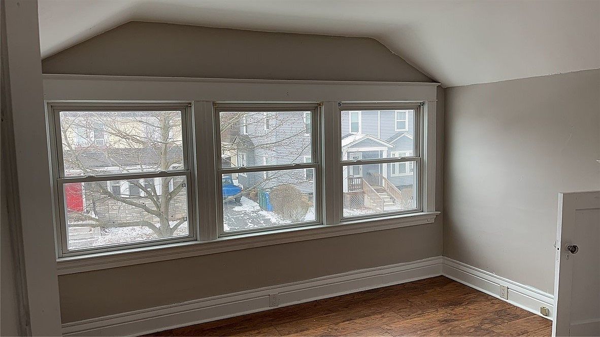 6 Custer St Rochester, NY 14611 - Thumbnail 4