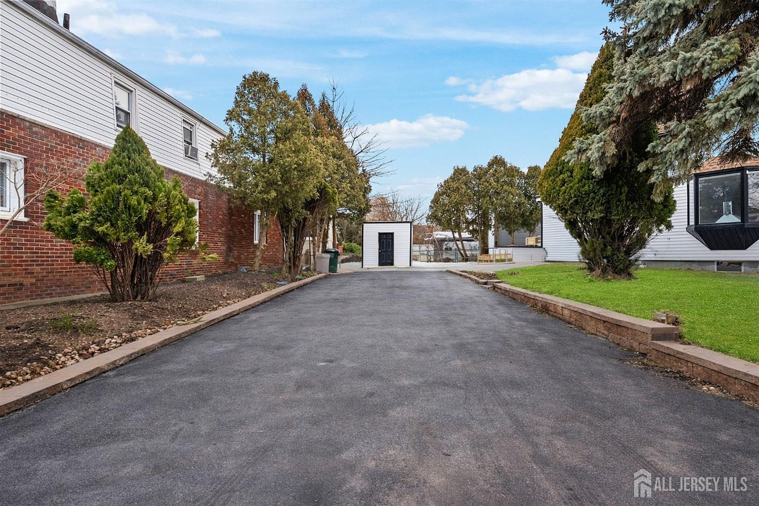 68 Port Reading Ave Woodbridge, NJ 07095 - Thumbnail 4