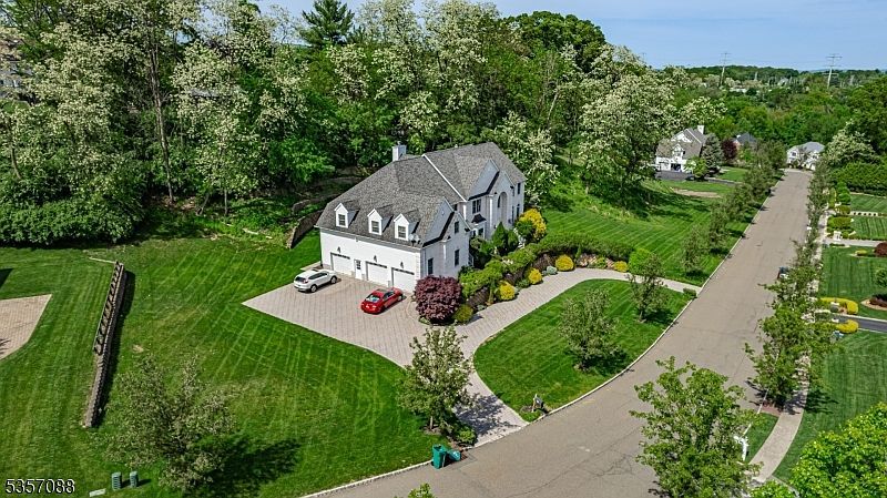 34 Kanouse Ln Montville, NJ 07045 - Thumbnail 4