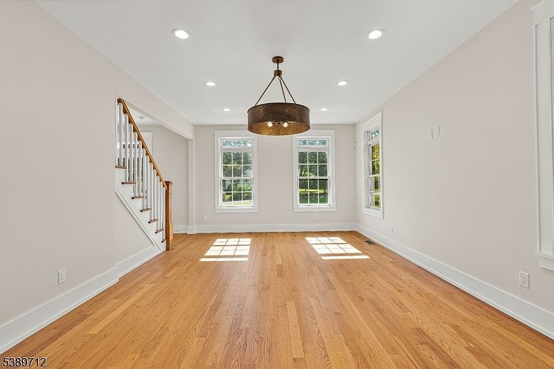 91 Woodland Rd Madison, NJ 07940 - Thumbnail 4