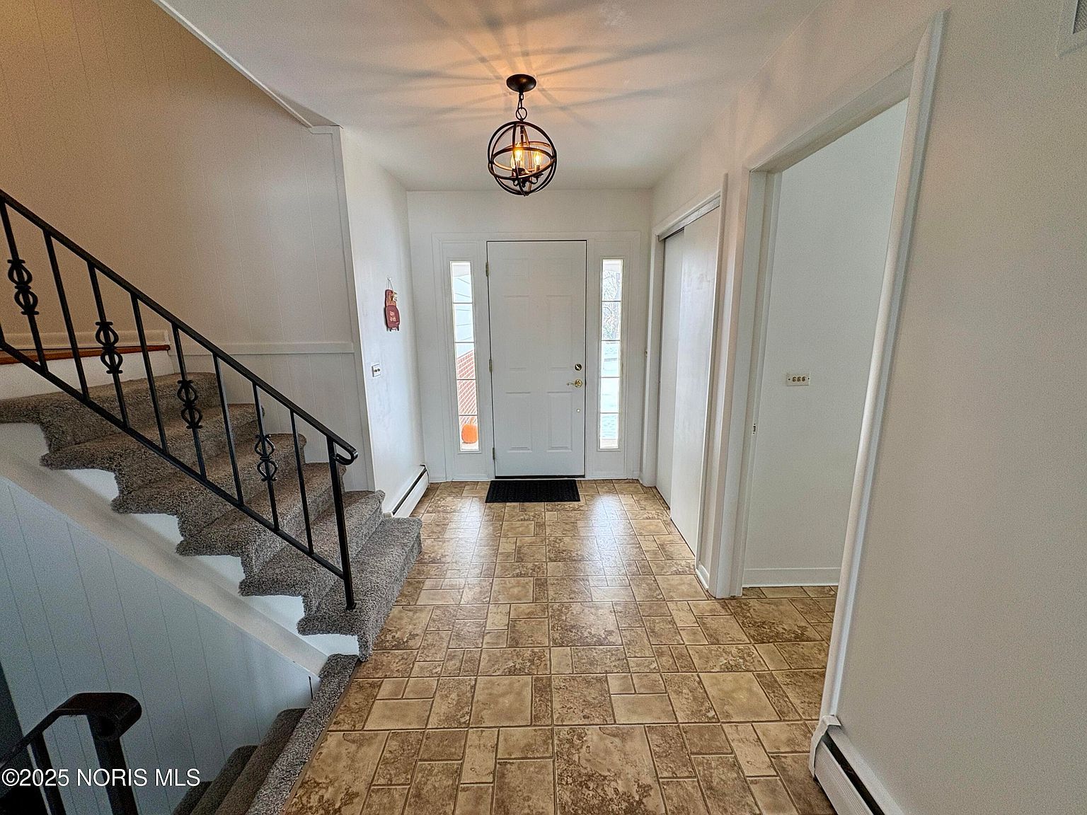 167 Van Meter Dr E Tiffin, OH 44883 - Thumbnail 4