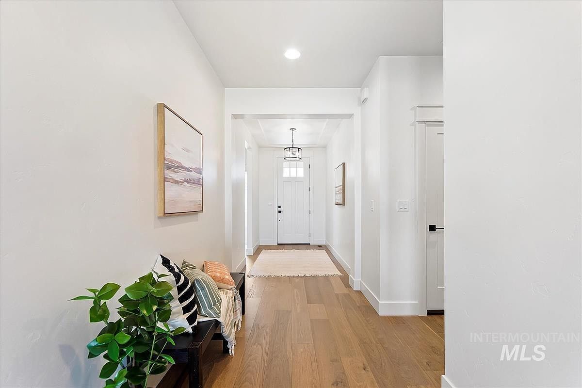 1334 E Andes Dr Kuna, ID 83634 - Thumbnail 4