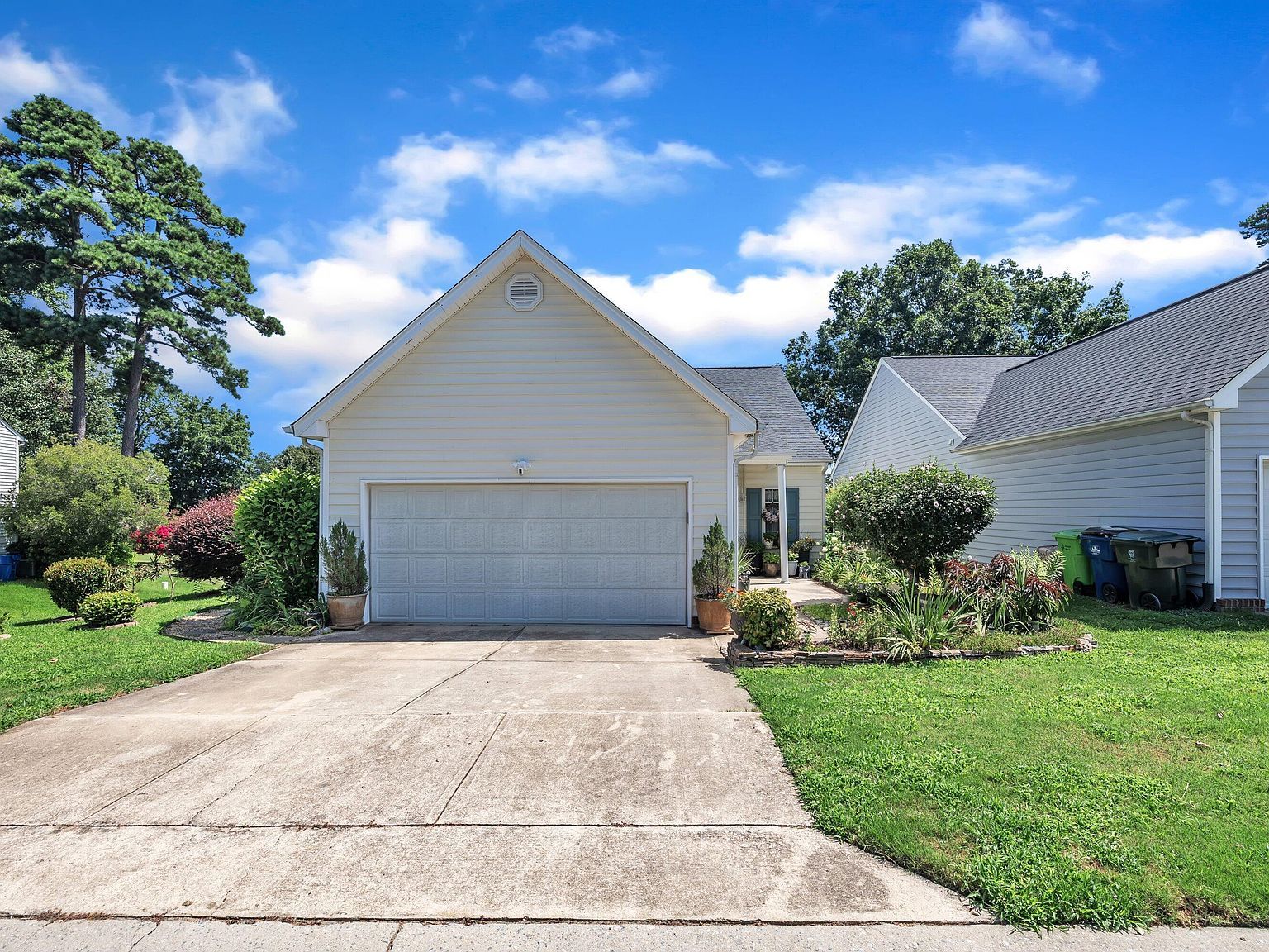 2220 Castle Pines Dr Raleigh, NC 27604 - Thumbnail 4