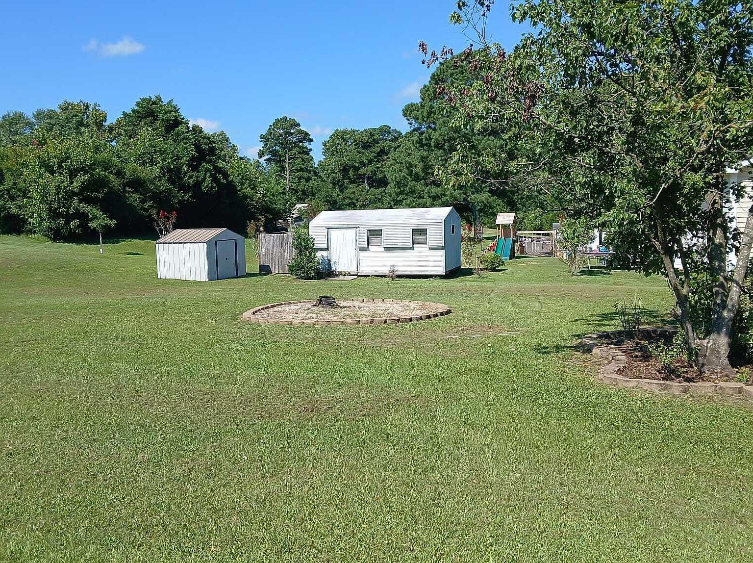 151 Winchester Ave Coats, NC 27521 - Thumbnail 4