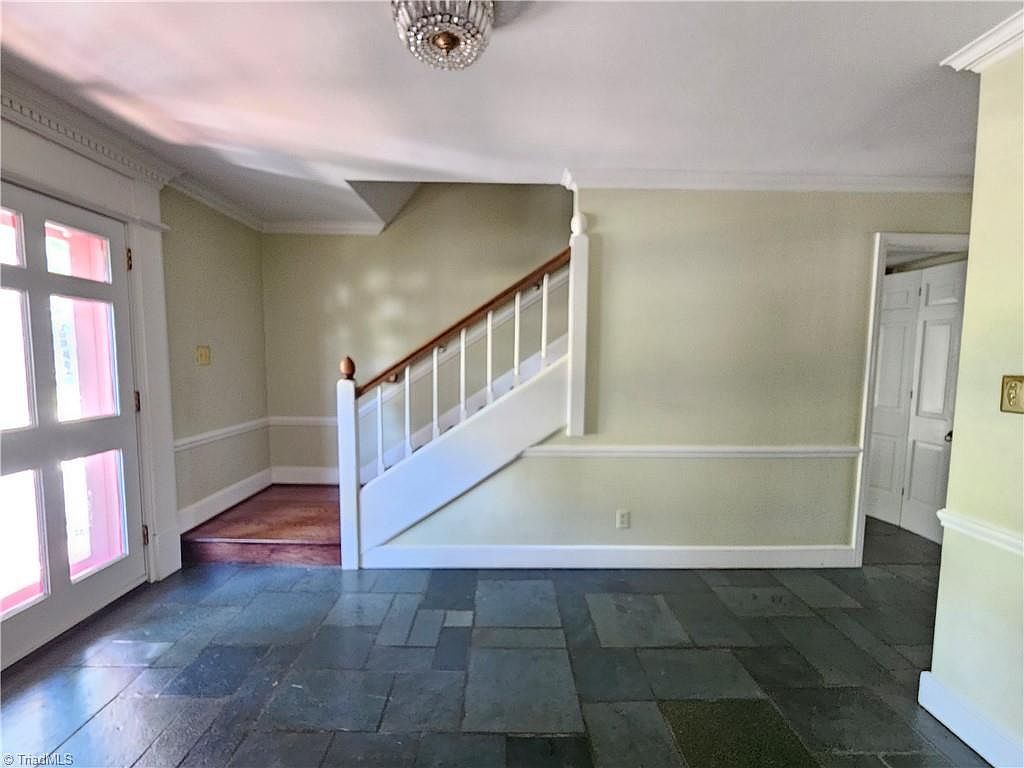 801 W Parkway Ave High Point, NC 27262 - Thumbnail 4