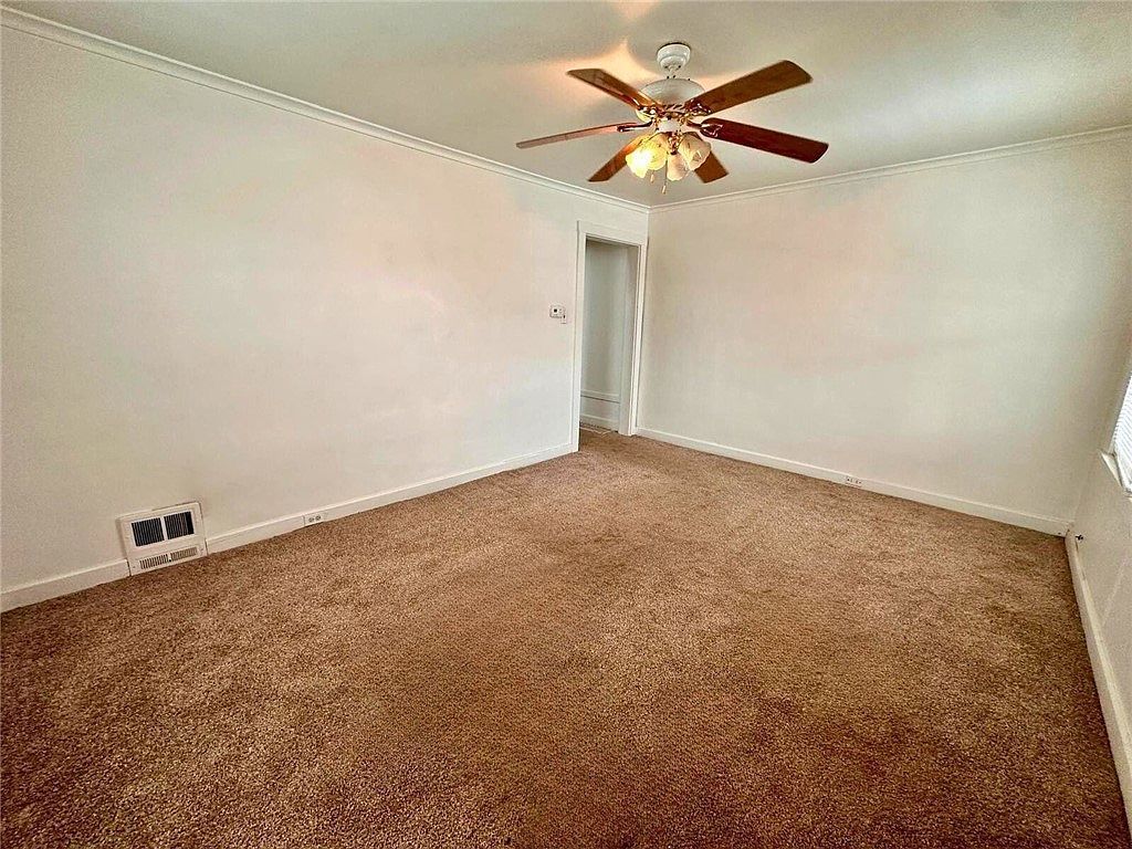 900 Vankirk St Clairton, PA 15025 - Thumbnail 4