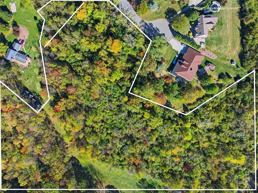 Kathleen Dr Clairton, PA 15025 - Thumbnail 4