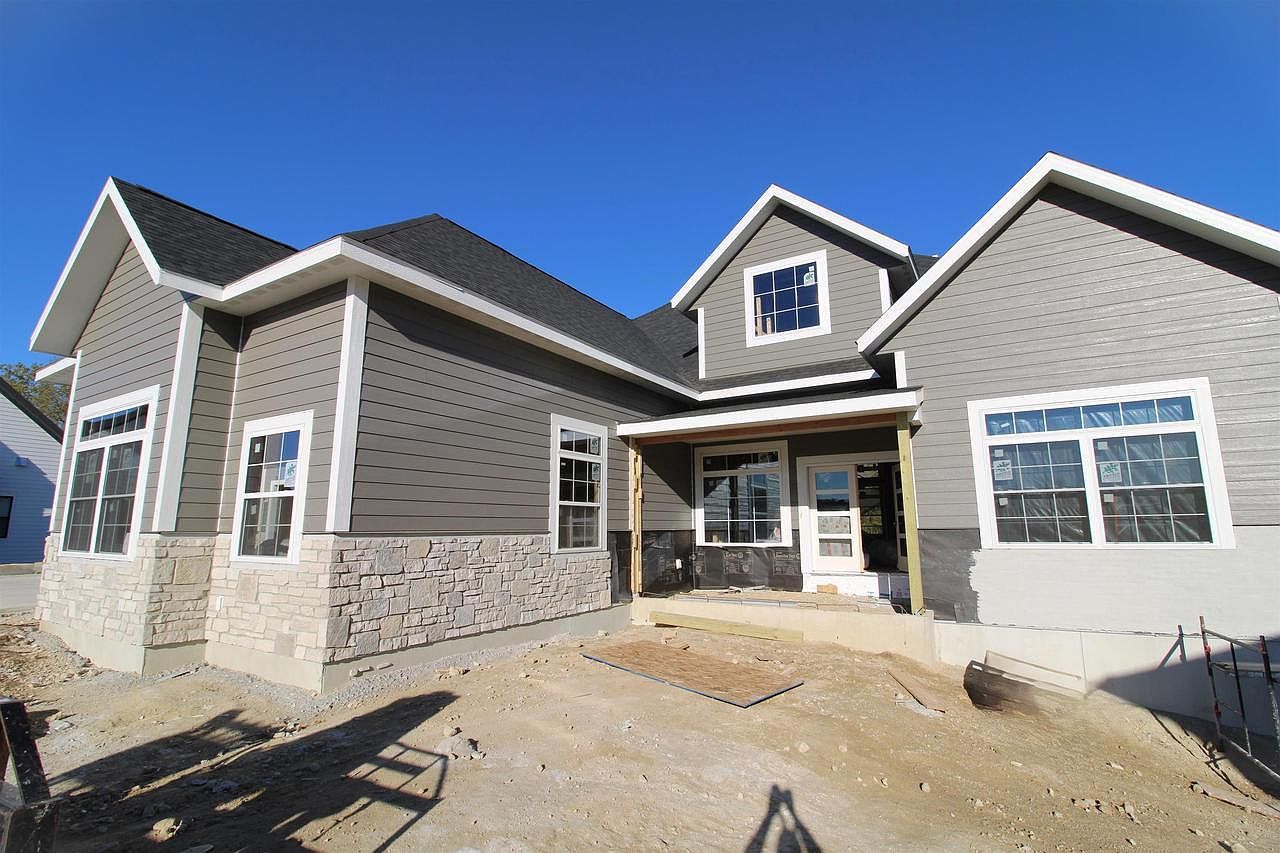 1468 Serenity Ct Sun Prairie, WI 53590 - Thumbnail 4