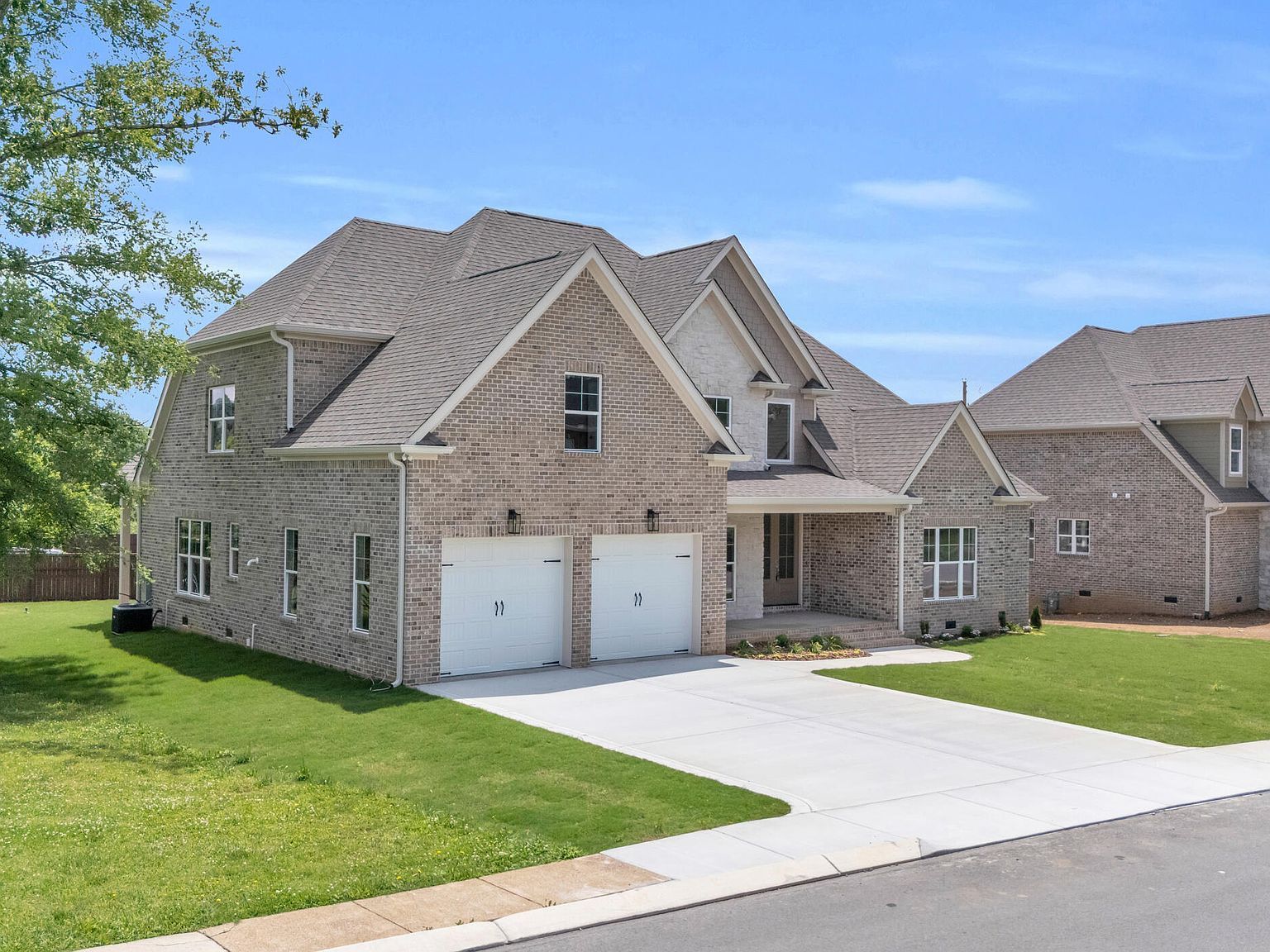 2212 Peterson Dr Chattanooga, TN 37421 - Thumbnail 4