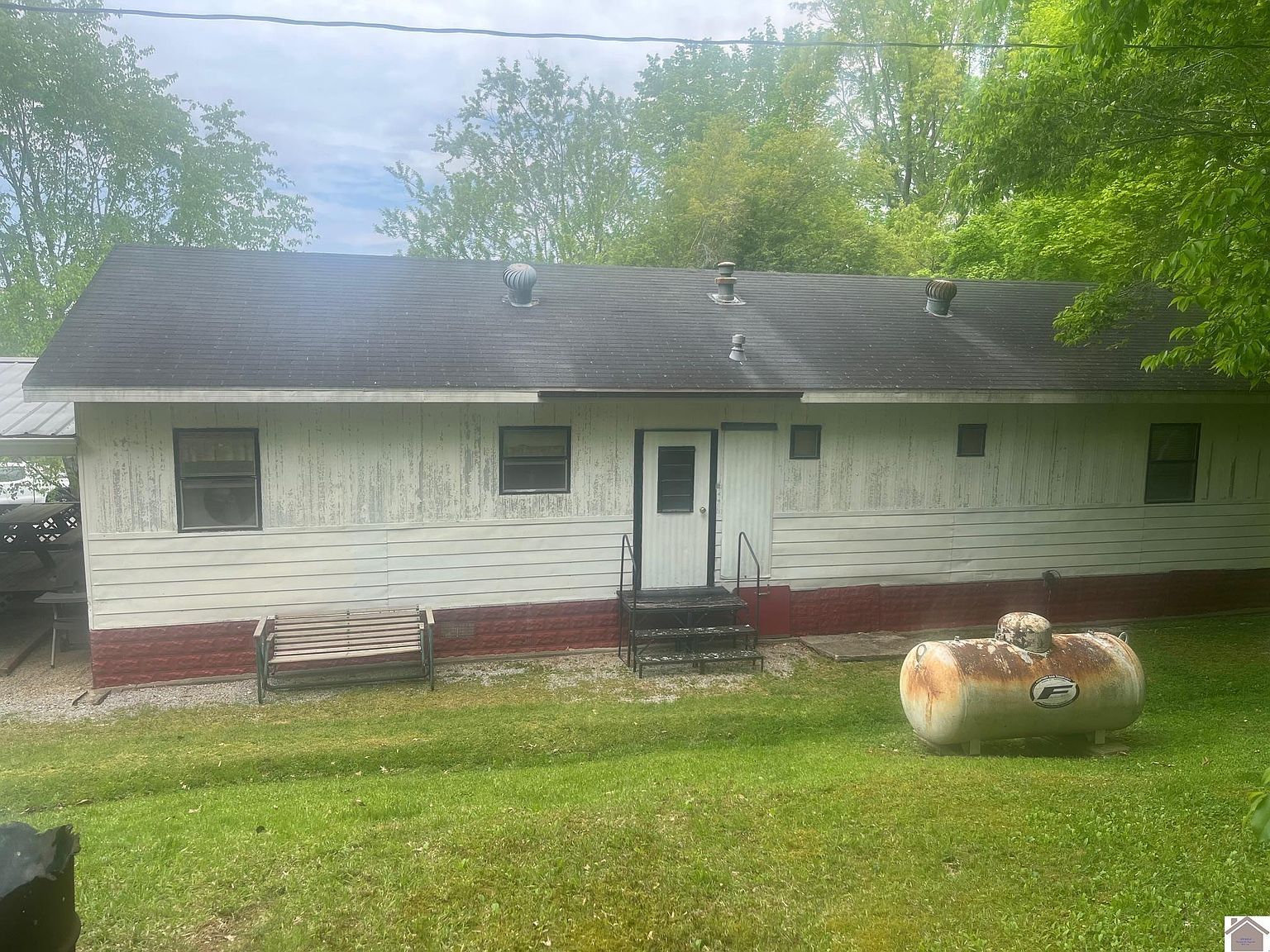 95 Pleasure Ridge Rd Cadiz, KY 42211 - Thumbnail 4