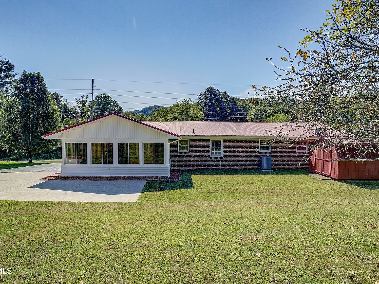 360 Highway 75 Blountville, TN 37617 - Thumbnail 4