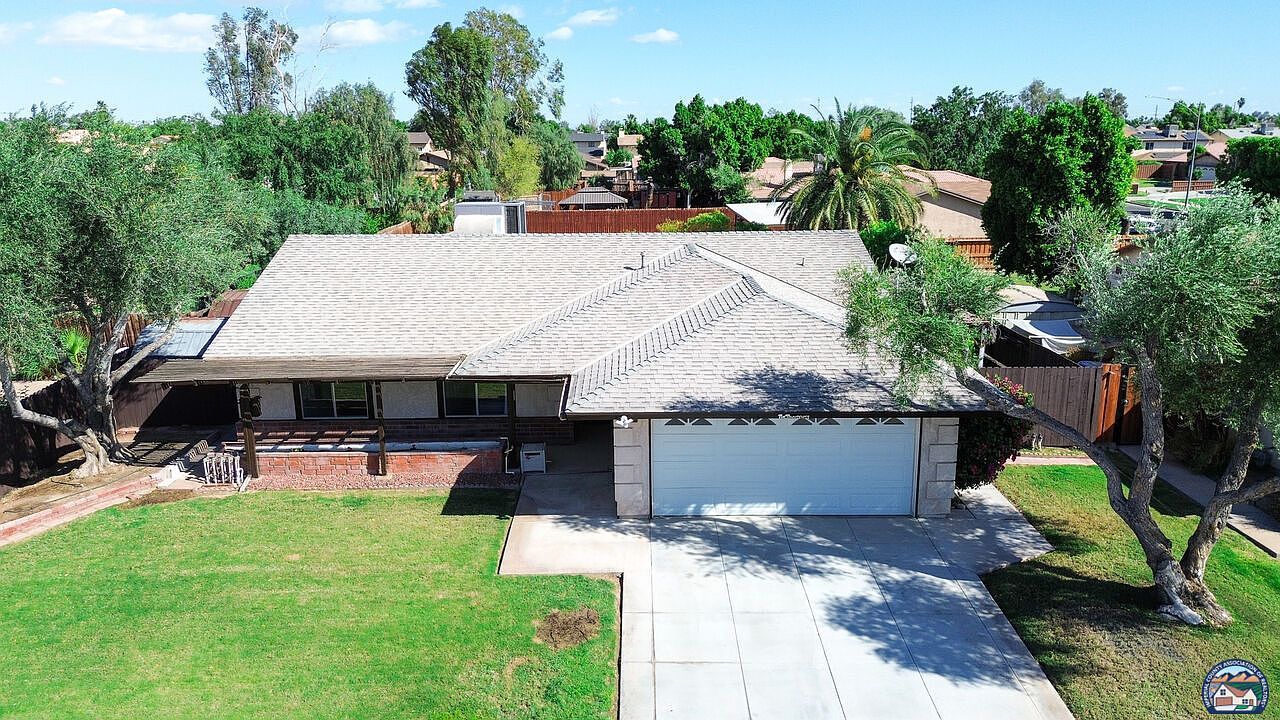 2330 Wensley Ave El Centro, CA 92243 - Thumbnail 4