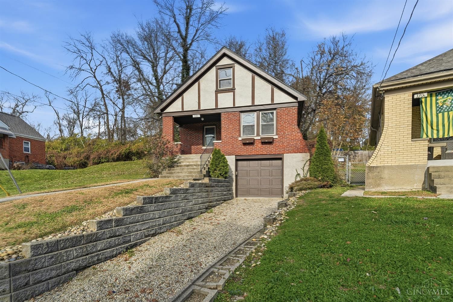 3702 Brotherton Rd Cincinnati, OH 45209 - Thumbnail 4