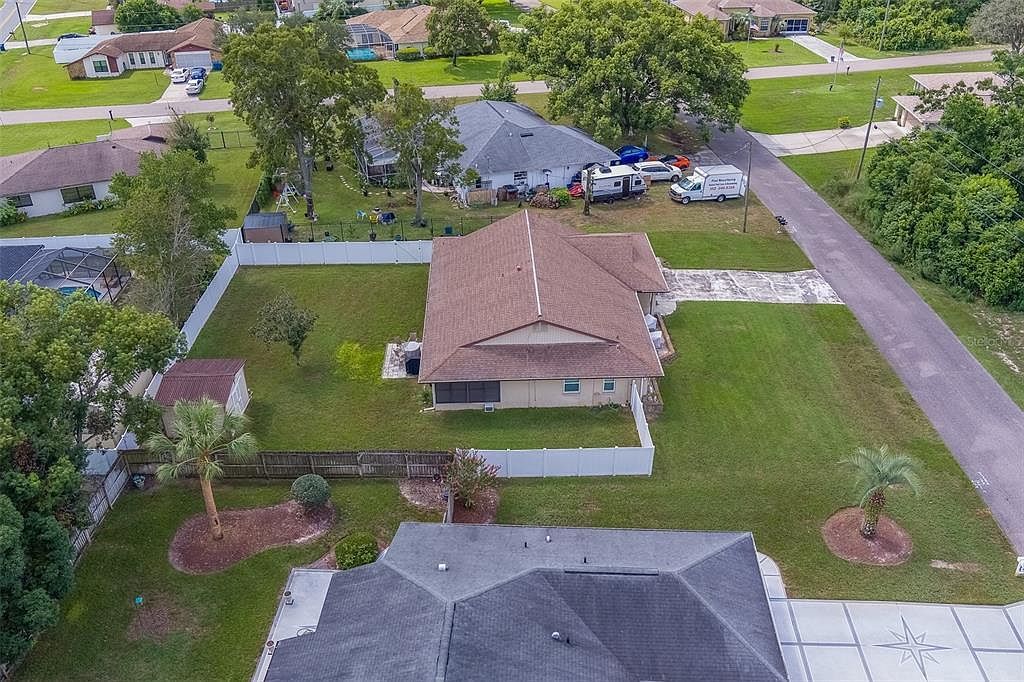 3060 Ardenwood Dr Spring Hill, FL 34609 - Thumbnail 4