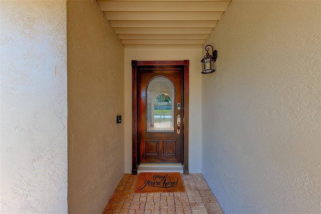 1603 W Orangecrest Ave Palm Harbor, FL 34683 - Thumbnail 4
