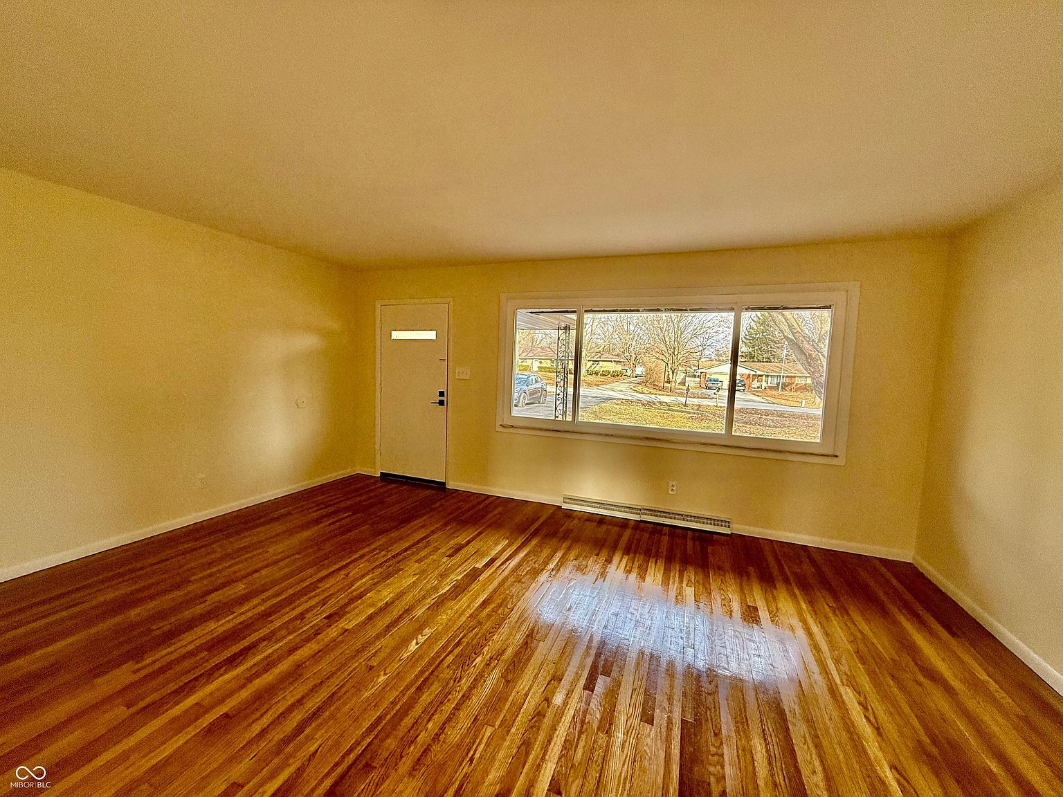 237 Waterbury Rd Indianapolis, IN 46227 - Thumbnail 4