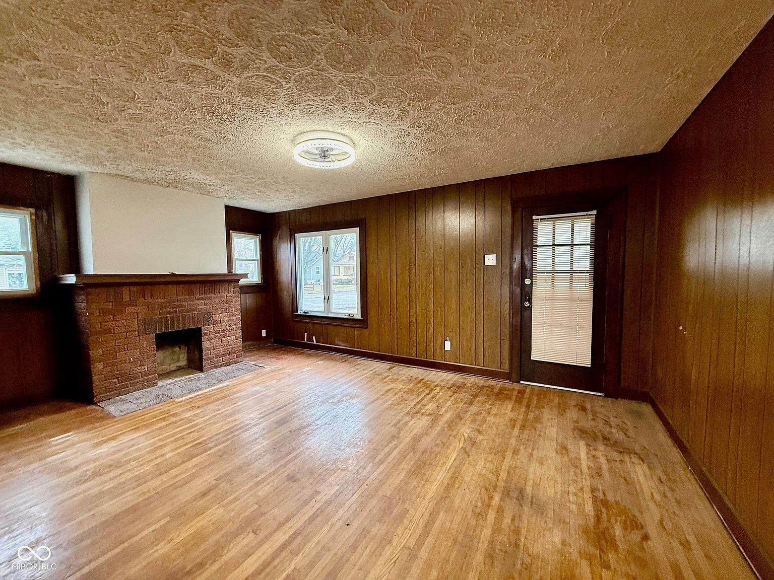 801 E Markwood Ave Indianapolis, IN 46227 - Thumbnail 4