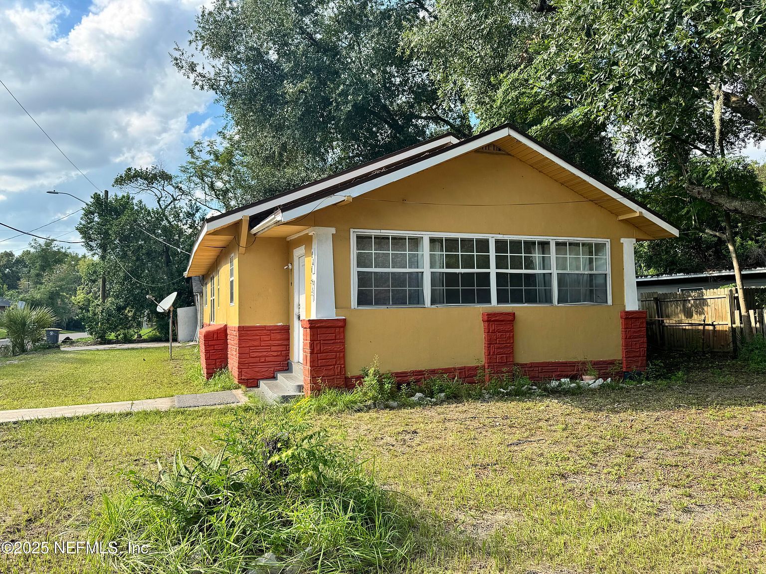 757 Fernway St Jacksonville, FL 32208 - Thumbnail 4