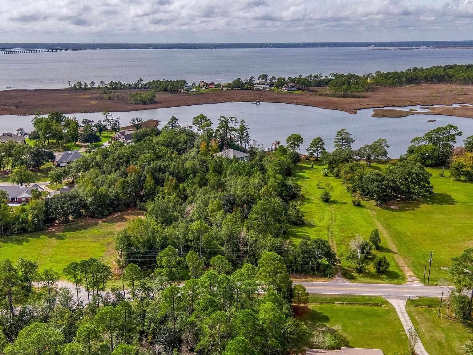 4651 Mulat Rd Milton, FL 32583 - Thumbnail 4