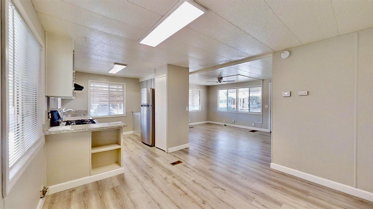 6915 Sundown Dr Sacramento, CA 95823 - Thumbnail 4