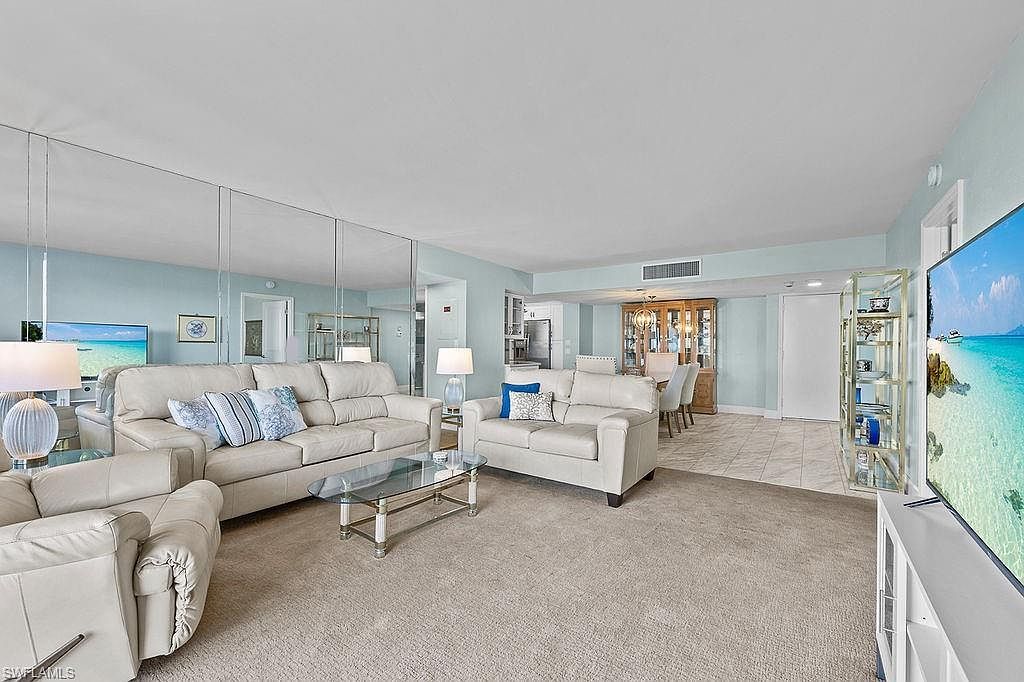 4005 Gulf Shore Blvd N APT 805 Naples, FL 34103 - Thumbnail 4