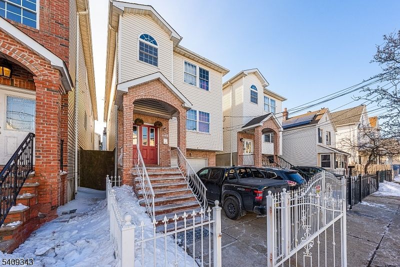 216 Bond St Elizabeth, NJ 07206 - Thumbnail 4