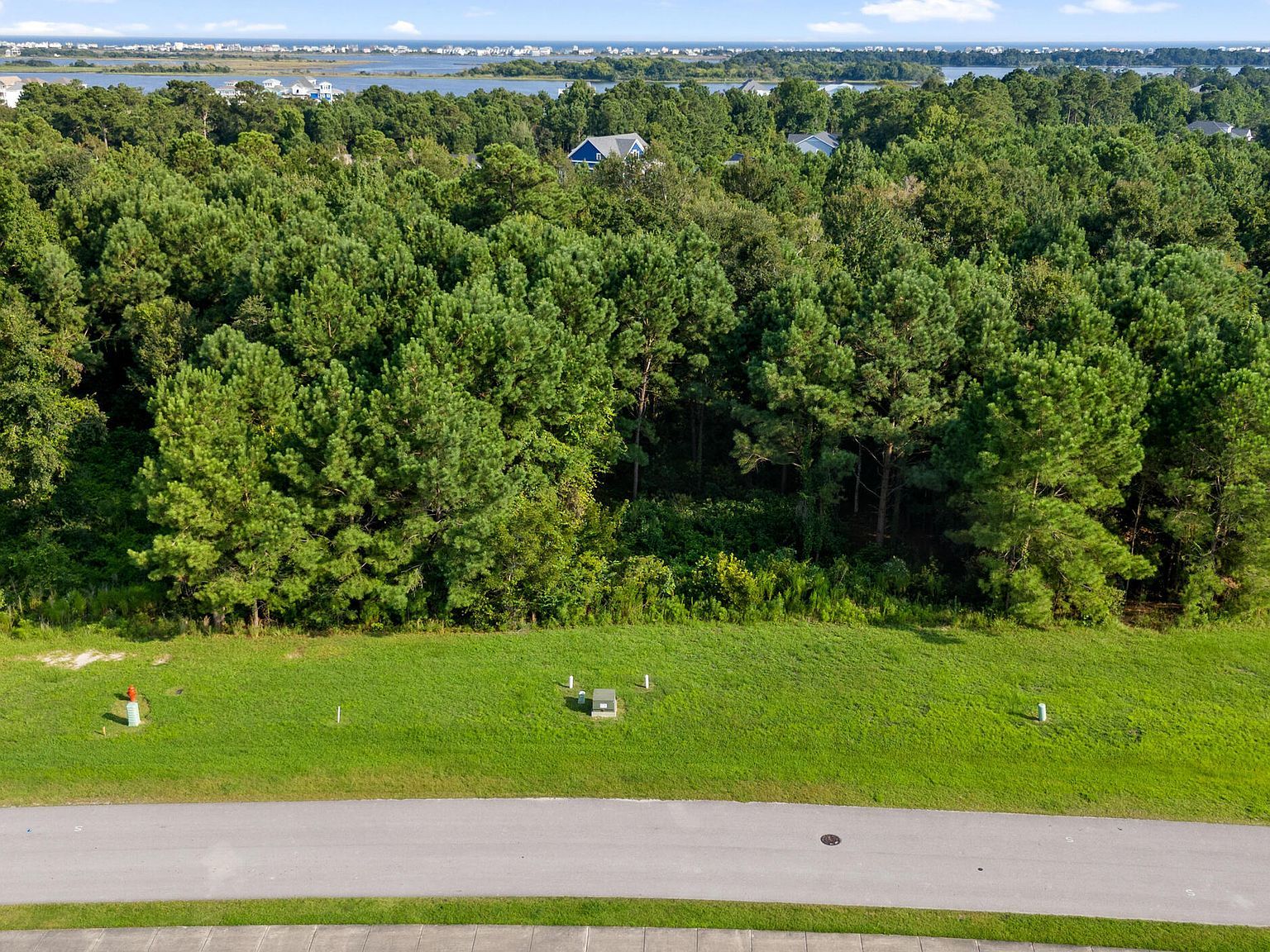 326 Spicer Lake Dr Holly Ridge, NC 28445 - Thumbnail 4