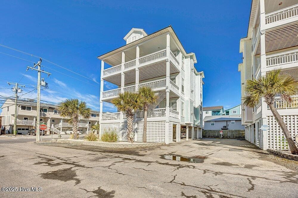2 Clam Shell Ln #9 Carolina Beach, NC 28428 - Thumbnail 4