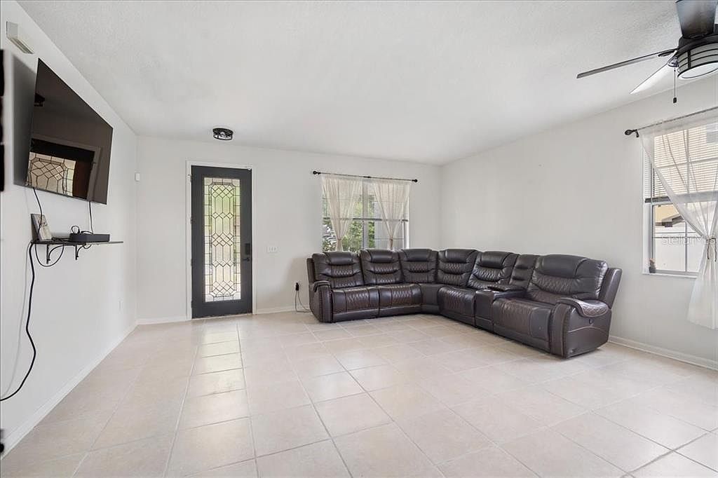 11139 Golden Silence Dr Riverview, FL 33579 - Thumbnail 4