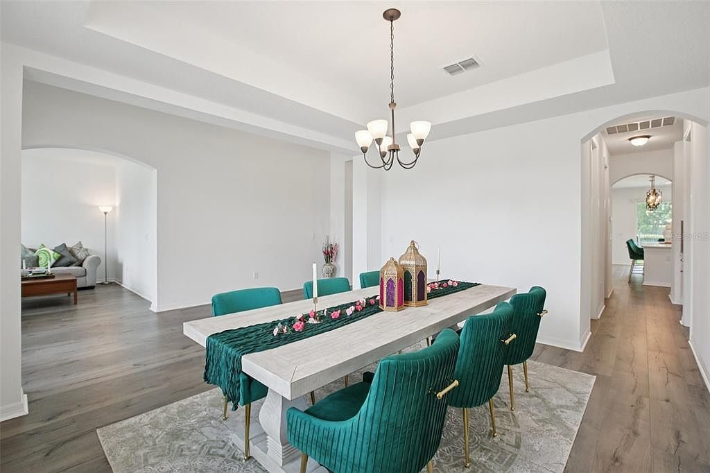 9508 Pyrenees Pl Seffner, FL 33584 - Thumbnail 4