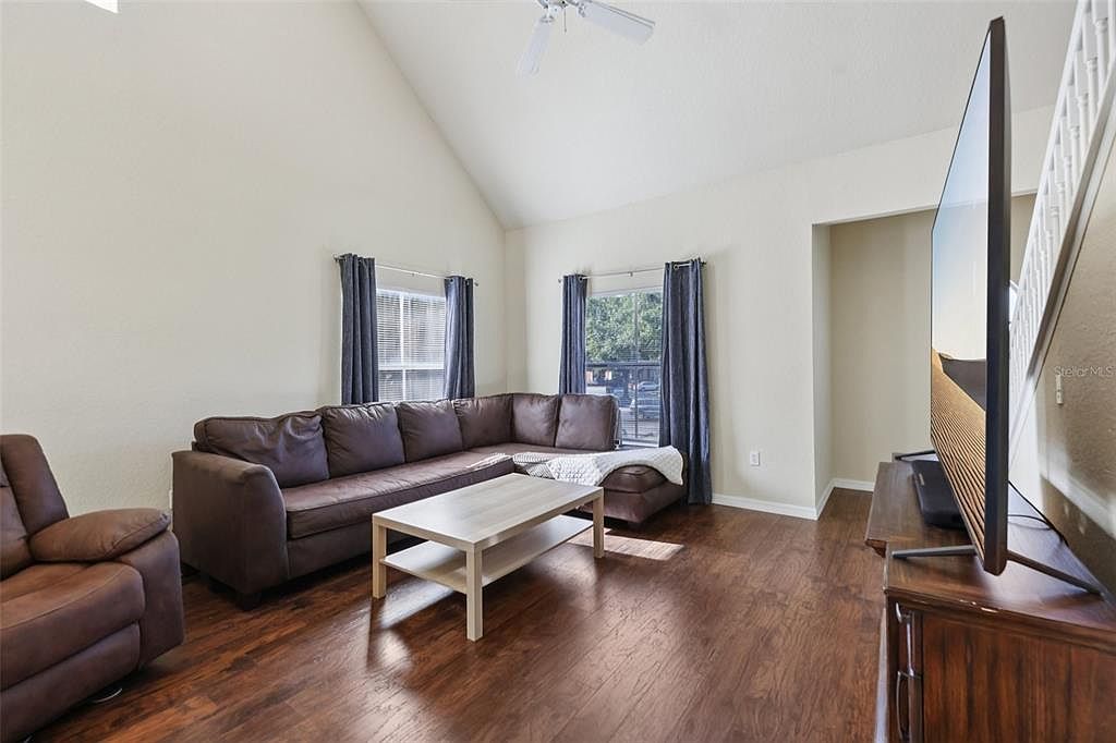 6017 Westgate Dr APT 924 Orlando, FL 32835 - Thumbnail 4