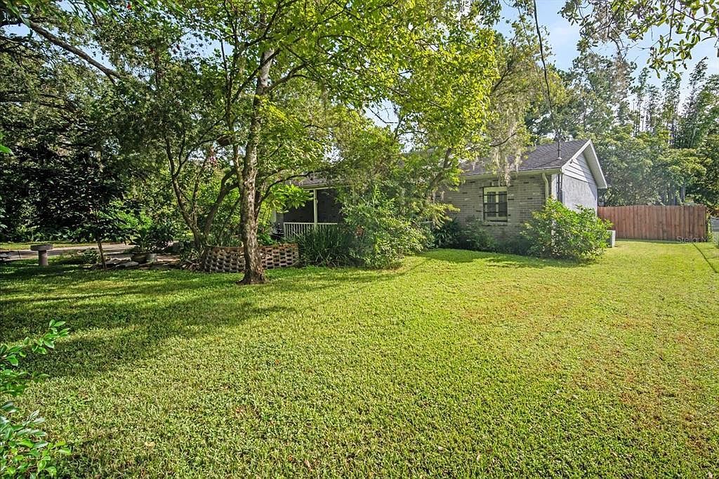 1602 N Wills St Plant City, FL 33563 - Thumbnail 4